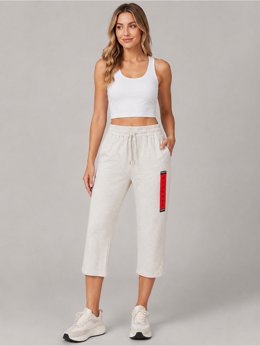 Kirkland Signature Cream Cropped Sweatpants